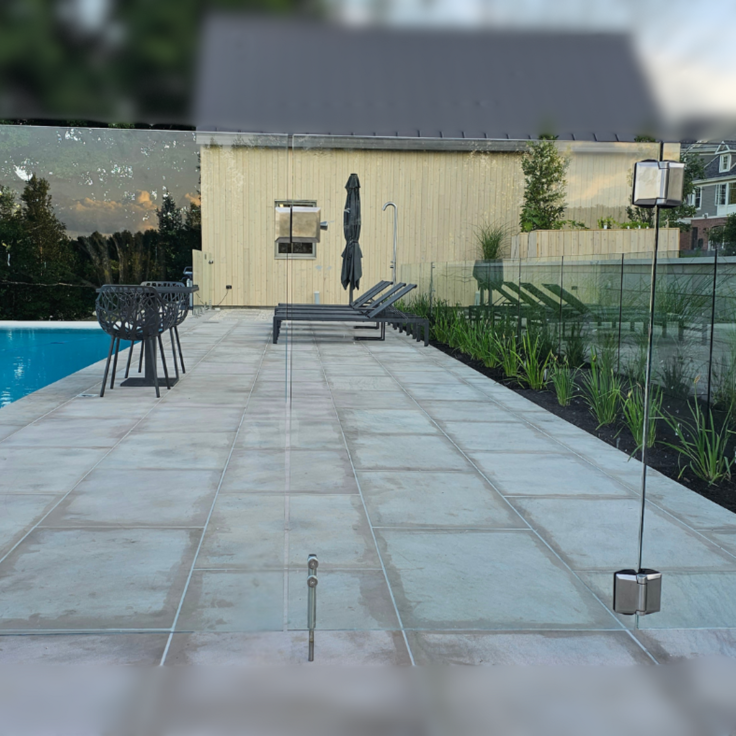 Porte de piscine en verre trempé 10mm — H:48"