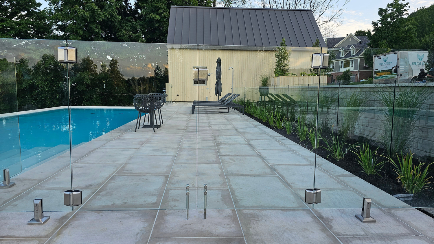 Porte - clôture de piscine et accessoires